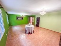 Spectacular Ground Floor Apartment with Interior Patio in Almansa in Real Estate Alicante