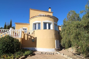 Exceptional 4 Bedroom Villa
