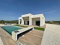 Impresionante villa de obra nueva con piscina in Real Estate Alicante