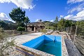 Ferme rustique avec piscine et terrain à Torremanzanas in Real Estate Alicante