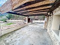 Ferme rustique avec piscine et terrain à Torremanzanas in Real Estate Alicante