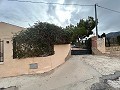 Schöne Villa mit 5 Schlafzimmern und 3 Bädern in Sax. in Real Estate Alicante