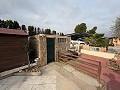 Schöne Villa mit 5 Schlafzimmern und 3 Bädern in Sax. in Real Estate Alicante