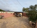 Schöne Villa mit 5 Schlafzimmern und 3 Bädern in Sax. in Real Estate Alicante