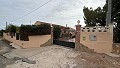 Schöne Villa mit 5 Schlafzimmern und 3 Bädern in Sax. in Real Estate Alicante