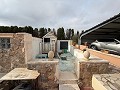 Schöne Villa mit 5 Schlafzimmern und 3 Bädern in Sax. in Real Estate Alicante
