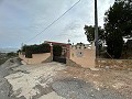 Schöne Villa mit 5 Schlafzimmern und 3 Bädern in Sax. in Real Estate Alicante