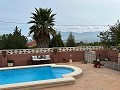 Schöne Villa mit 5 Schlafzimmern und 3 Bädern in Sax. in Real Estate Alicante