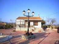Prachtige villa met zwembad in Real Estate Alicante