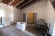 Landhuis met 100.000M2 olijven en amandelen in Real Estate Alicante