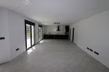 Neubauvilla mit 4 Schlafzimmern und 8m Pool in Real Estate Alicante