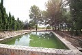 Casa de campo con piscina en una bonita ubicación in Real Estate Alicante
