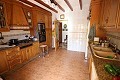 Groot vrijstaand huis met 9 slaapkamers in de stad, ideaal voor zaken in Real Estate Alicante