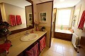 Grande Villa avec piscine et jardin in Real Estate Alicante