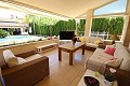 Grande Villa avec piscine et jardin in Real Estate Alicante
