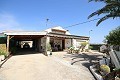 Vrijstaande villa dicht bij de stad in Caudete in Real Estate Alicante