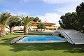 Große freistehende Villa mit Pool in der Nähe der Stadt in Elda-Petrer in Real Estate Alicante