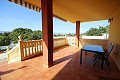 Große freistehende Villa mit Pool in der Nähe der Stadt in Elda-Petrer in Real Estate Alicante