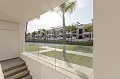 Bonito Apartamento con una gran Piscina Común y 4 Pistas de Golf cerca in Real Estate Alicante