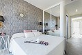Bonito Apartamento con una gran Piscina Común y 4 Pistas de Golf cerca in Real Estate Alicante