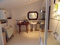 Maison de ville avec solarium à Teresa de Cofrentes in Real Estate Alicante