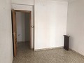 Wohnung mit Garage im Stadtzentrum in Real Estate Alicante