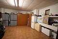 Drei Häuser auf einem Grundstück in Monovar in Real Estate Alicante