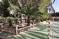 Drei Häuser auf einem Grundstück in Monovar in Real Estate Alicante