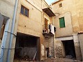 Townhouse with 5 bedrooms and private Garden in Real Estate Alicante