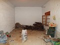 Townhouse with 5 bedrooms and private Garden in Real Estate Alicante