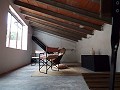 Mooi herenhuis met 4 slaapkamers in het centrum van Ayora in Real Estate Alicante