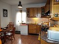 Mooi herenhuis met 4 slaapkamers in het centrum van Ayora in Real Estate Alicante