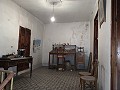 Stadthaus mit 7 Schlafzimmern in Agost in Real Estate Alicante