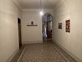 Stadthaus mit 7 Schlafzimmern in Agost in Real Estate Alicante