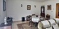 Stadthaus mit 4 Schlafzimmern, Terrasse und großem Unterbau in Real Estate Alicante