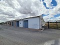 Gran casa de campo de 5 dormitorios con piscina in Real Estate Alicante