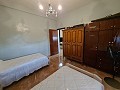 Gran casa de campo de 5 dormitorios con piscina in Real Estate Alicante
