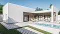 Villa de nueva construcción con piscina in Real Estate Alicante