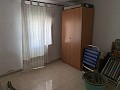 Landhuis met 3 slaapkamers en opslagdepot 10 minuten lopen naar Barinas Town in Real Estate Alicante