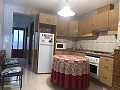 Landhuis met 3 slaapkamers en opslagdepot 10 minuten lopen naar Barinas Town in Real Estate Alicante