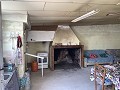Landhuis met 3 slaapkamers en opslagdepot 10 minuten lopen naar Barinas Town in Real Estate Alicante