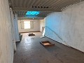 Landhuis met 3 slaapkamers en opslagdepot 10 minuten lopen naar Barinas Town in Real Estate Alicante