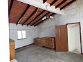 Groot herenhuis met 2 aparte appartementen en garage in Real Estate Alicante