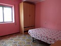 Groot herenhuis met 2 aparte appartementen en garage in Real Estate Alicante