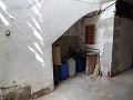 Groot herenhuis met 2 aparte appartementen en garage in Real Estate Alicante