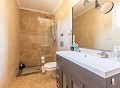 Impresionante villa de nueva construcción de 5 dormitorios y 3 baños y piscina in Real Estate Alicante