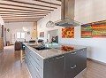 Impresionante villa de nueva construcción de 5 dormitorios y 3 baños y piscina in Real Estate Alicante