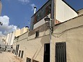 Große 3-Zimmer-Wohnung im Zentrum von Aspe mit Garage in Real Estate Alicante