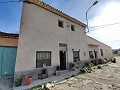 Large Country House with garages near Monovar and Pinoso in Real Estate Alicante