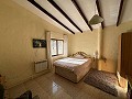 Dorpshuis met zwembad tussen Monovar en Pinoso in Real Estate Alicante